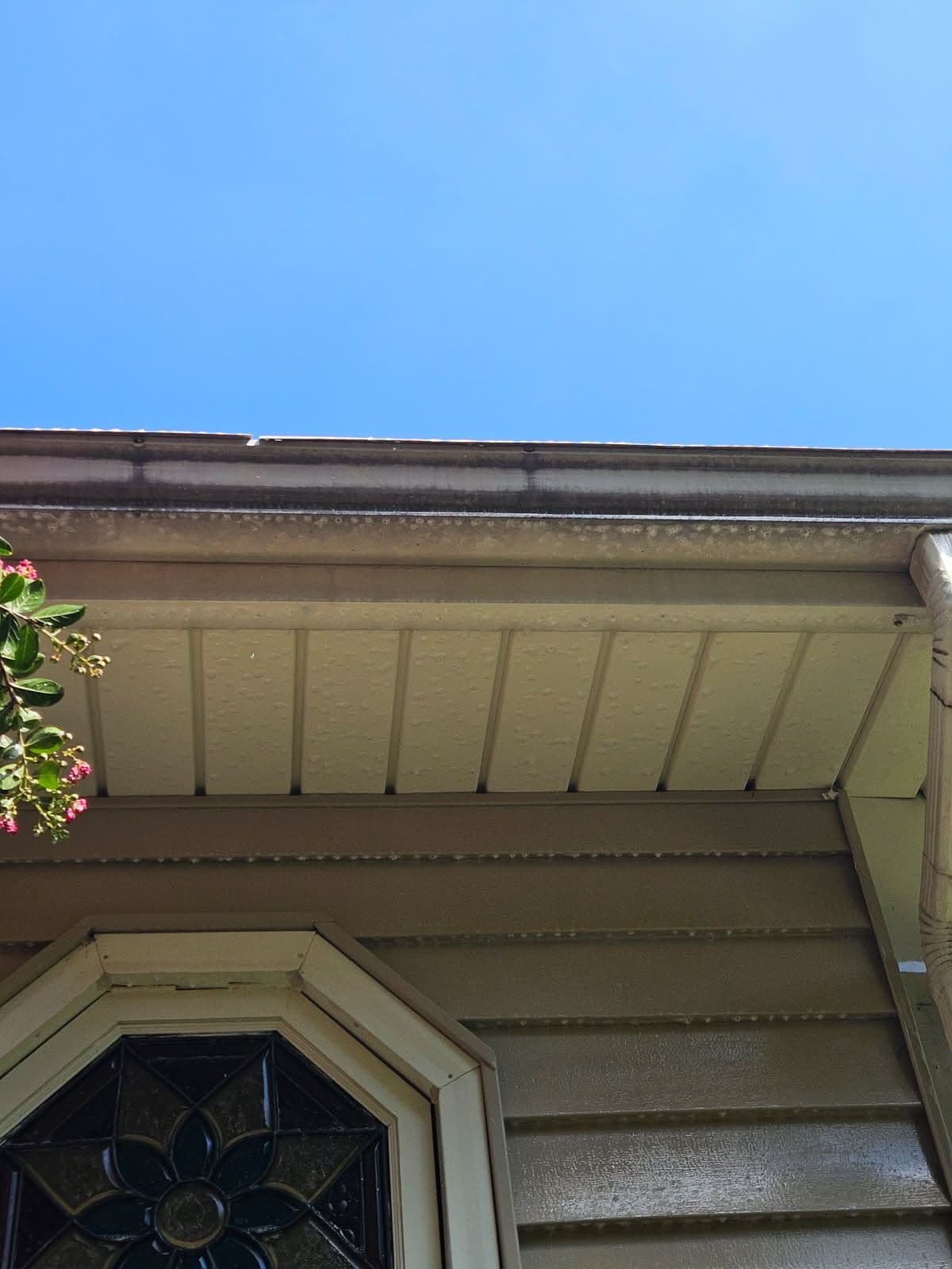 Gutter Brightening Service